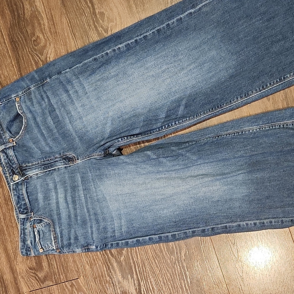 American Eagle Outfitters Medium Blue Flared Jeans - Picture 6 of 10